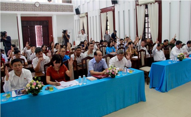 HĐND huyện Thanh Trì miễn nhiệm Chủ tịch HĐND, Chủ tịch UBND huyện